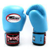 Guante de boxeo Twins special bgvl light blue