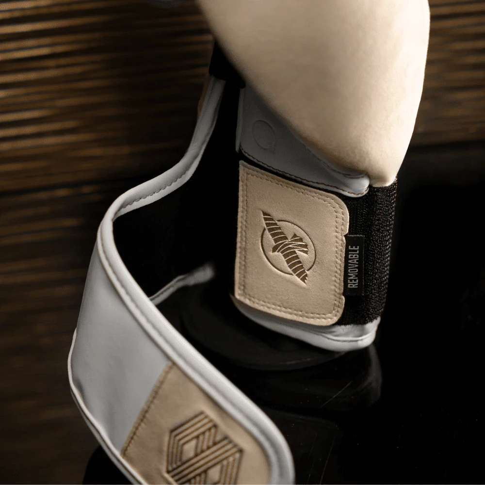 Hayabusa x Mayweather Champ White/Gold - Imagen 5